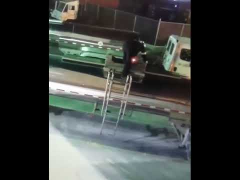 H2S exposure causes fall from tanker truck